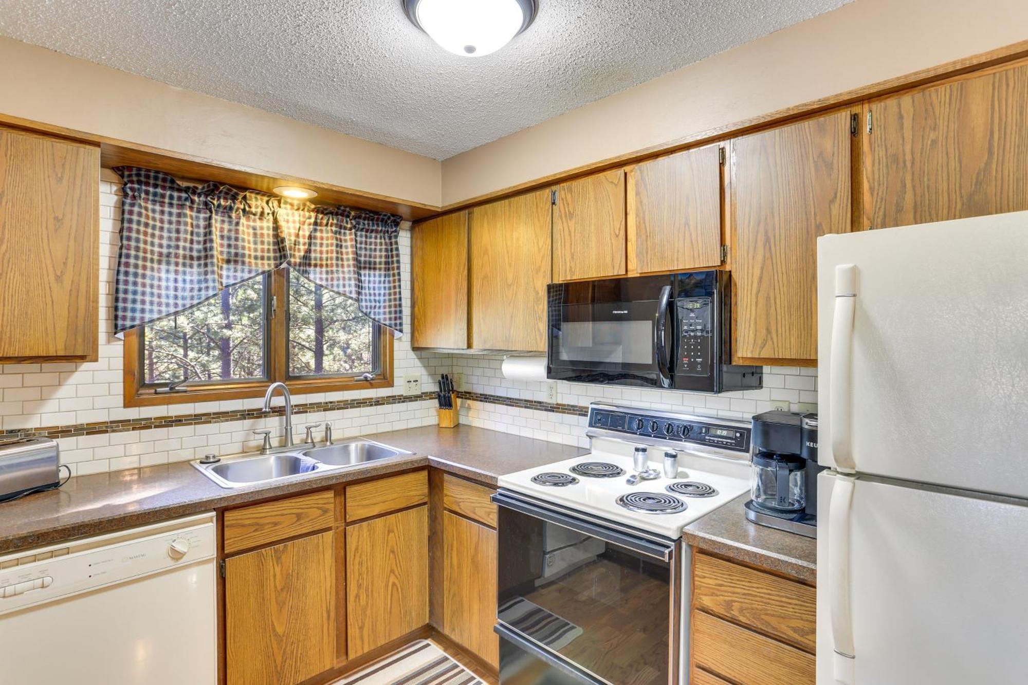 Cozy Black Hills Nature Retreat With Private Deck! Rapid City Dış mekan fotoğraf
